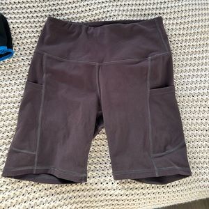 Bike shorts with pockets